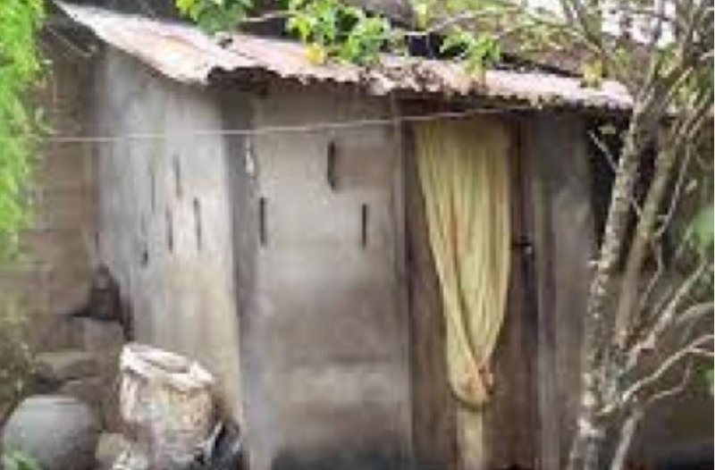 Umuvugizi gakondo yariwe imyanya y'ibanga n'imbwa ye bimuviramo urupfu