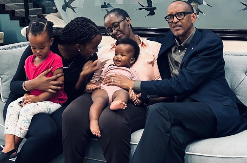Perezida Kagame yavuze icyo yateguriye abuzukuru be mu minsi mikuru isoza umwaka