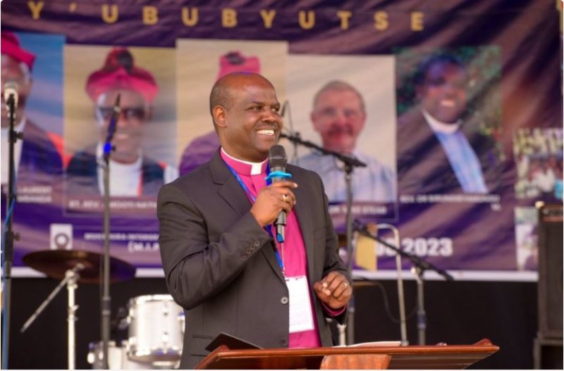 RIB yataye muri yombi Mgr Dr Mugisha uherutse kwirukanwa mu itorero