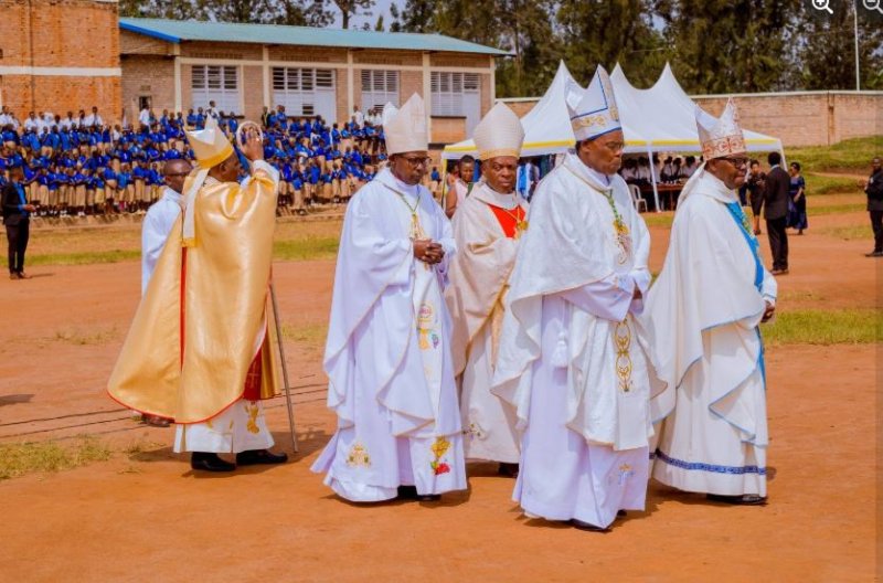 Karidinari Kambanda yasabye ubufatanye mu kurera umwana ushoboye kandi ushobotse