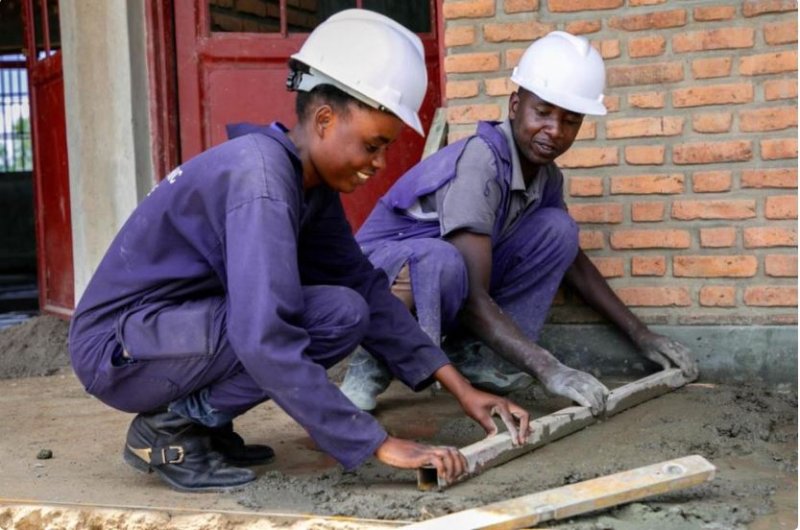 Raporo ya Banki y'Isi ivuga ko mu Rwanda ubushomeri bwagabanutseho 7% 