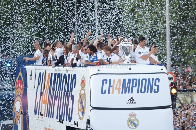 Real Madrid yishimiye byihariye igikombe cya 14 cya UEFA Champions League yatwaye