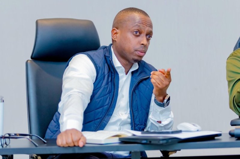 Umunyamabanga Mukuru wa Ferwafa yaburiye abapfumu, abarozi n'abarya ruswa mu mupira w'Amaguru