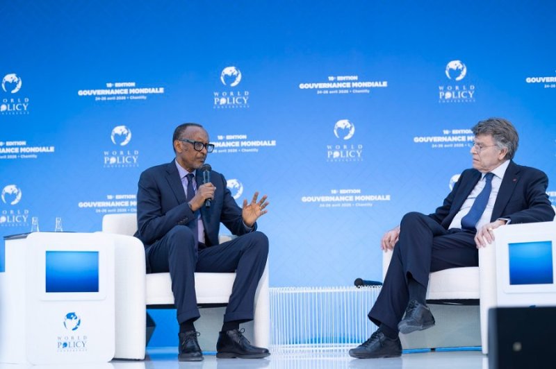 Perezida Kagame yagaragaje ko ibihugu bikennye bidakwiye gutegekwa uko bibaho