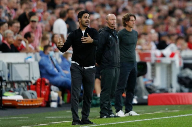 Umutoza Mikel Arteta yavuze ku magambo yatangajwe na Perezida Kagame ku myitwarire mibi ya Arsenal