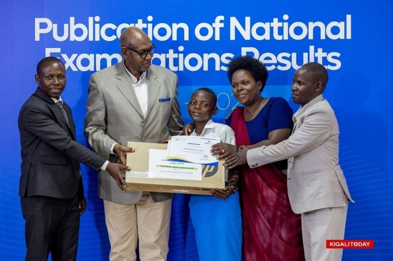 Intara y'Iburasirazuba yahize izindi mu gutsindisha neza mu bizamini bya Leta