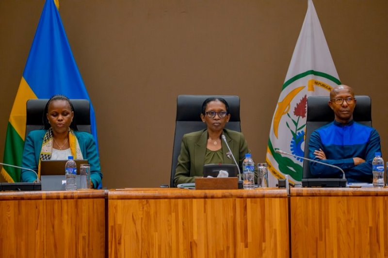 Minisitiri w'Intebe w'u Rwanda yasabwe ibisobanuro ku bibazo uruhuri biri mu buhinzi