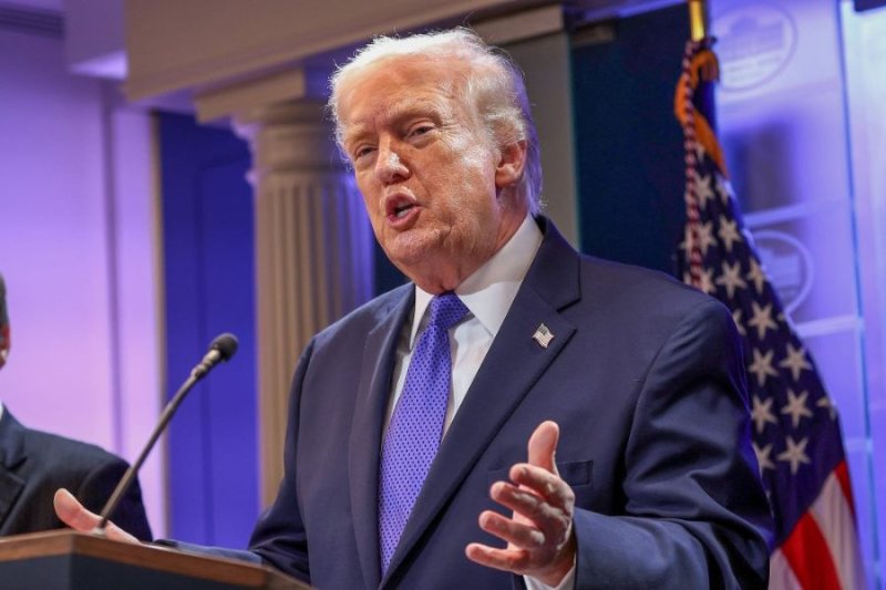 Trump yateye utwatsi iby'uko Umugaba w'Ingabo wa Amerika arwanya gutera Iran