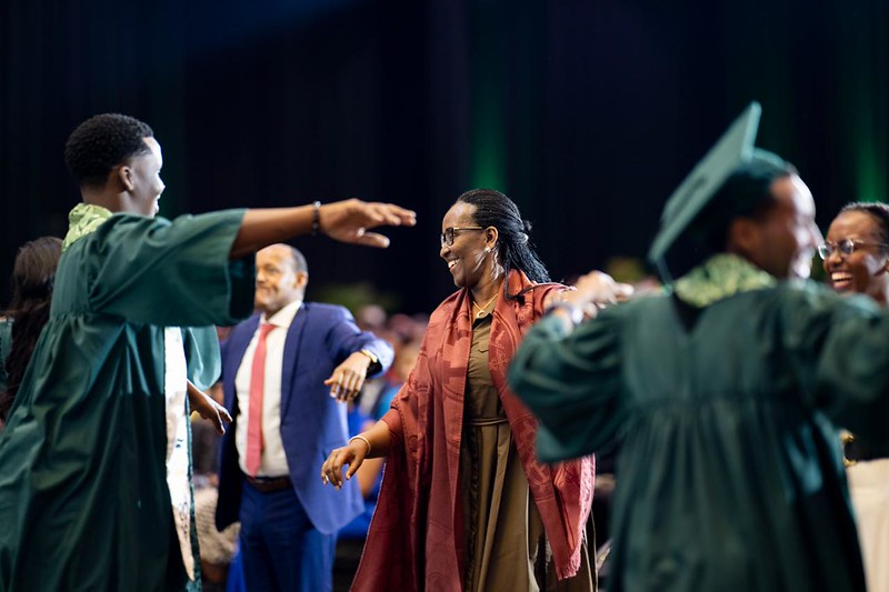Green Hills Academy yahaye impamyabumenyi abanyeshuri bayiragijemo mu birori byitabiriwe na Madamu Jeanette Kagame