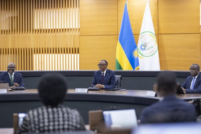 Perezida Kagame yavuze impamvu hari abayobozi badatinda mu nshingano bahabwa
