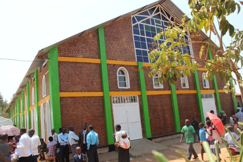 ADEPR yahagaritse abavugabutumwa 35 bahamijwe ibyaha bya Jenoside