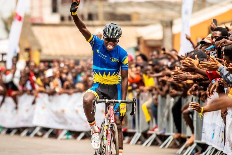 Mugisha Moise wabaye uwa kabiri muri Tour du Rwanda 2020 yakoze impanuka ikomeye