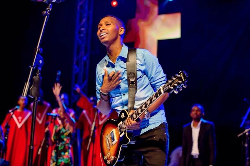 Israel Mbonyi agiye gukorera igitaramo mu Burundi nyuma y'imyaka 4 abyifuza 