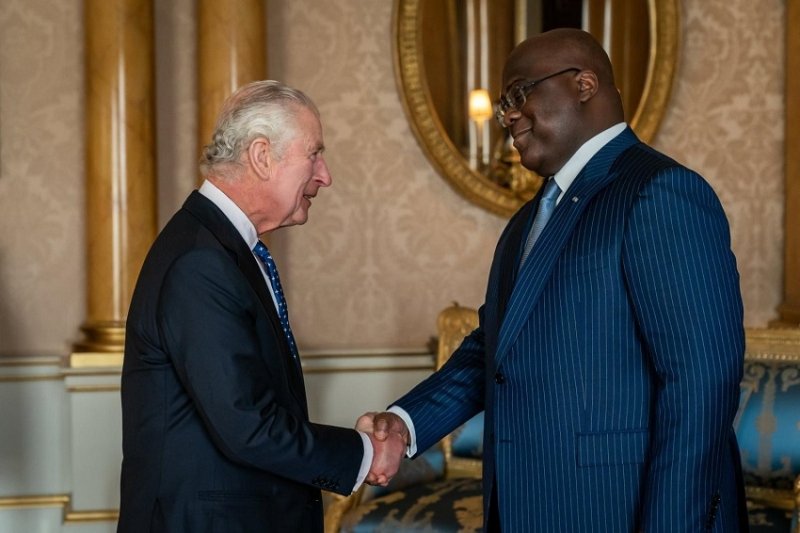 Perezida Tshisekedi yabwiye Umwami Charles III icyo yifuza ko amusabira u Rwanda