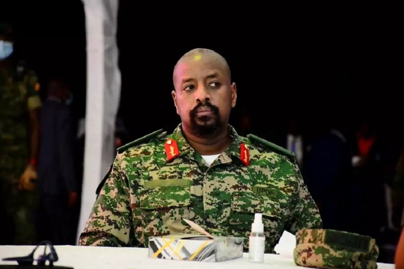 Umuhungu wa Perezida Yoweri Museveni yashyigikiye bikomeye M23