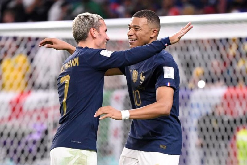 Mbappe yafashije Ubufaransa kuba ikipe ya mbere igeze muri 1/16 mu gikombe cy'isi