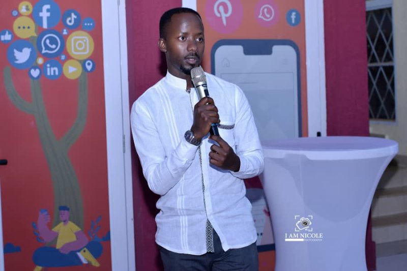 Depite Kamanzi yeguye mu nteko ishinga amategeko nawe ashinjwa ubusinzi