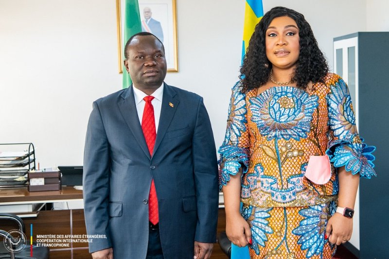 Uganda yanenze ukubogama kugaragara muri raporo iyishinja gufasha M23