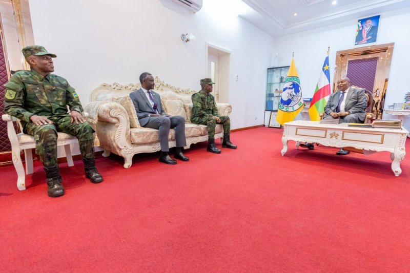 Perezida Touadéra yakiriye Gen Nyakarundi