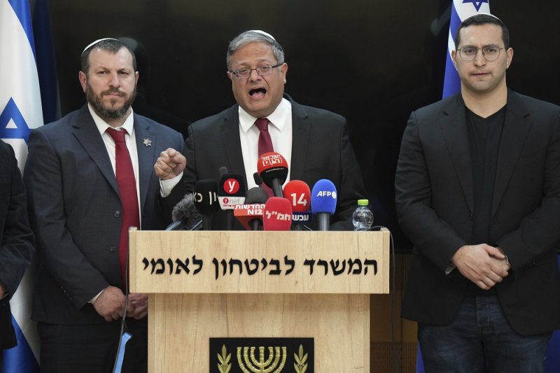 Israel: Minisitiri w'Umutekano yavuze ko azegura nihasinywa amasezerano y'agahenge na Hamas