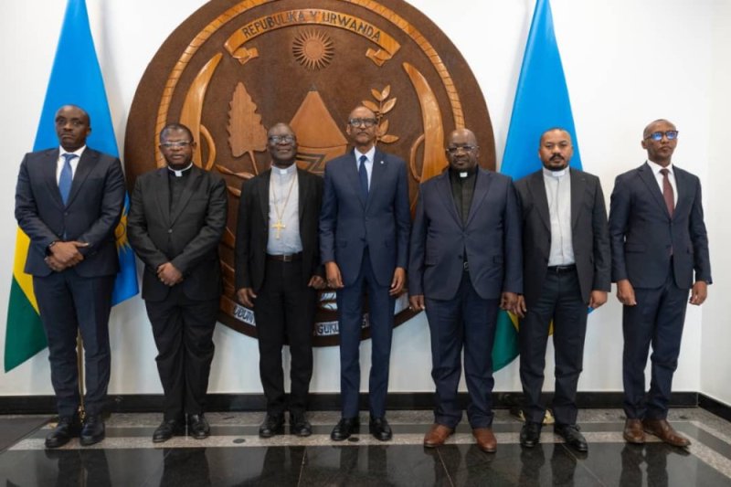 Ba Musenyeri bo muri RDC nyuma yo guhura na AFC/M23, bakiriwe na Perezida Kagame