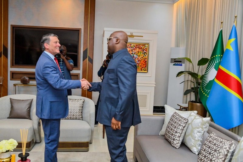 Umudepite wa Amerika uherutse mu Karere yagaragaje ko RDC igomba gukemura ikibazo cya M23