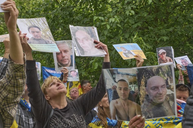 U Burusiya bwahaye Ukraine imirambo irenga 1000 y'abasirikare baguye ku rugamba