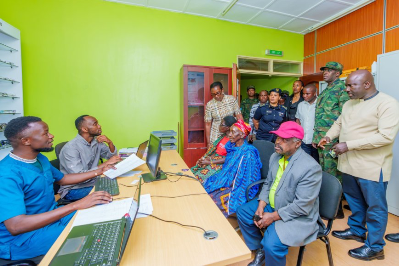 Rulindo: Abaturage bahawe serivisi z'ubuvuzi bw'amaso ku buntu
