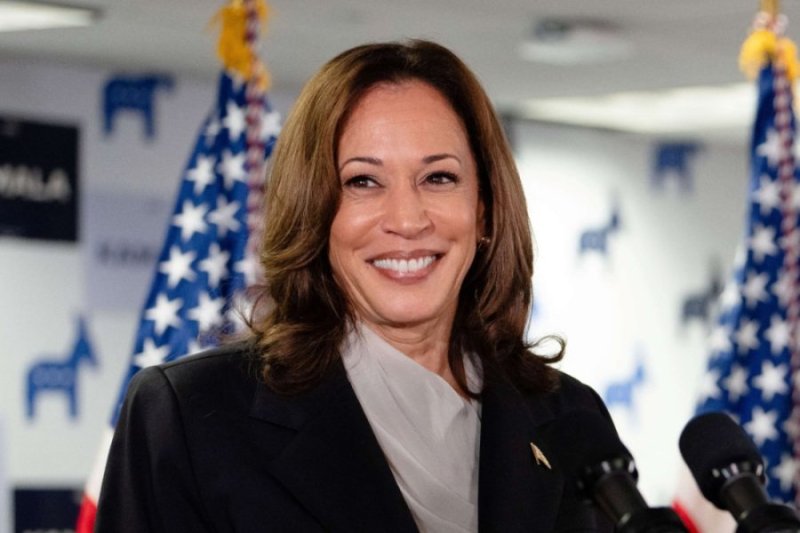 Harris Kamala ugishaka kuba Perezida wa Amerika ashobora kwiyamamaza muri 2028