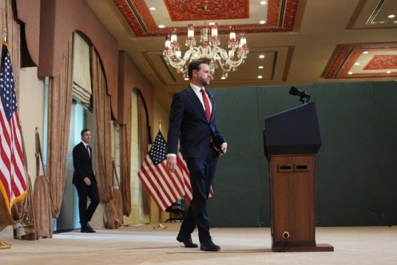 U Busuwisi bwatangaje ko biganiro by'amahoro bya Iran na Amerika byasubitswe ku munota wa nyuma