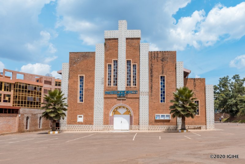 MINALOC yashyizeho amabwiriza agomba gukurikizwa mu gihe insengero zizaba zafunguwe
