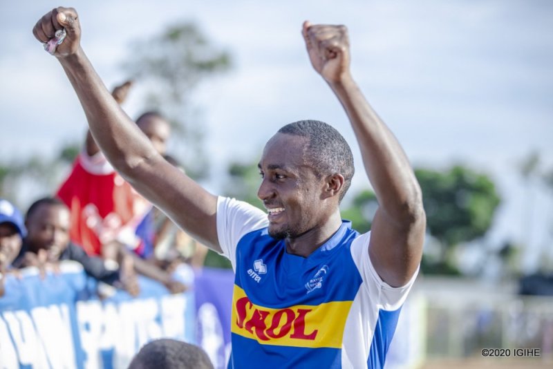 Sugira Ernest yatangaje uko yakiriye kongera gutizwa mu ikipe ya Rayon Sports