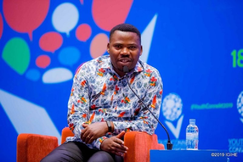 Perezida Kagame yasubije Hon.Bamporiki wemeye ko "yakiriye indonke"