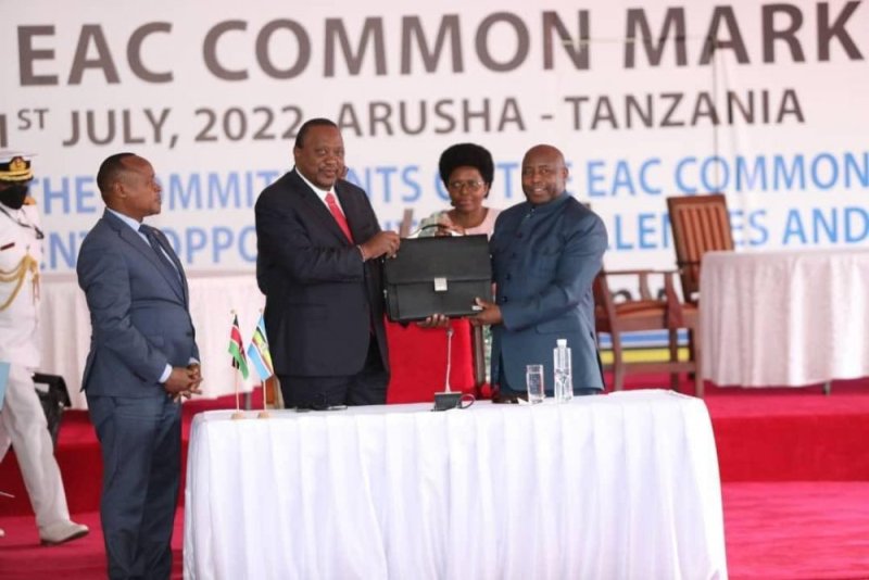 Perezida NDAYISHIMIYE yahawe inshingano zo kuyobora Umuryango wa EAC