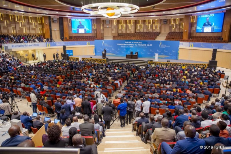 Icyo bamwe mu banyarwanda bifuza ko Inama y'Umushyikirano 18 yakwigaho