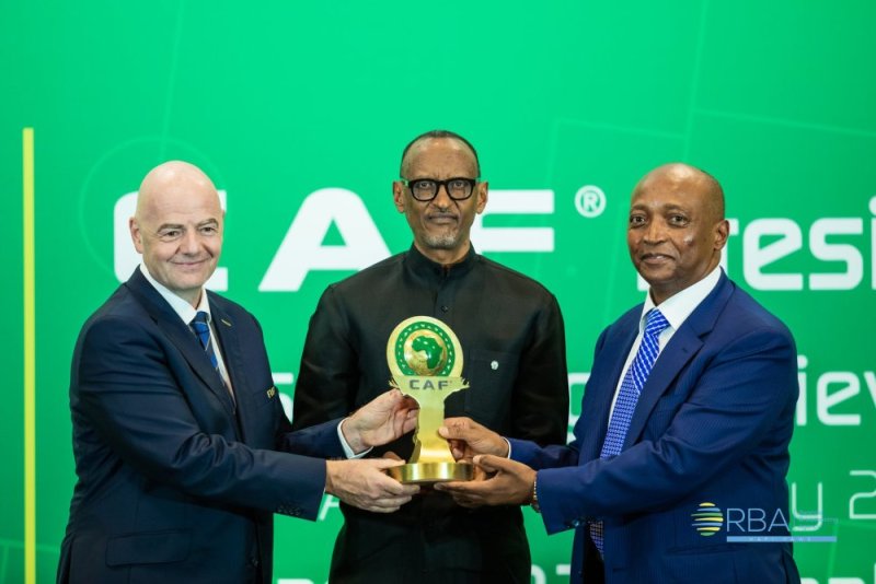 CAF yashyikirije Perezida Kagame igihembo cy'indashyikirwa mu gushyigikira ruhago ya Afurika