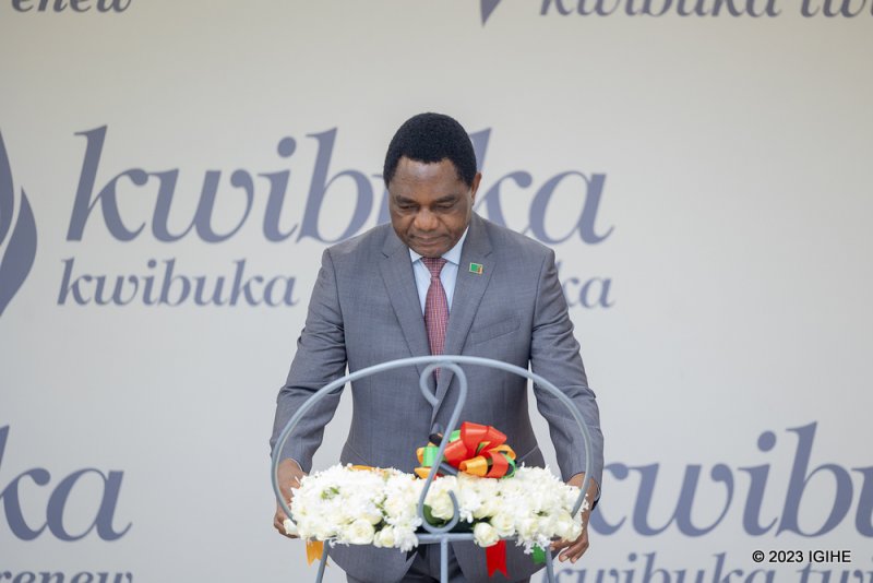 Perezida wa Zambia yasuye Urwibutso rwa Jenoside yakorewe Abatutsi rwa Gisozi