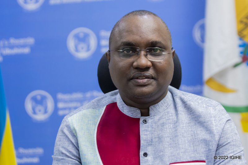 Minisitiri Ngabitsinze yavuze ku izamuka ry'ibiciro ku isoko mu Rwanda