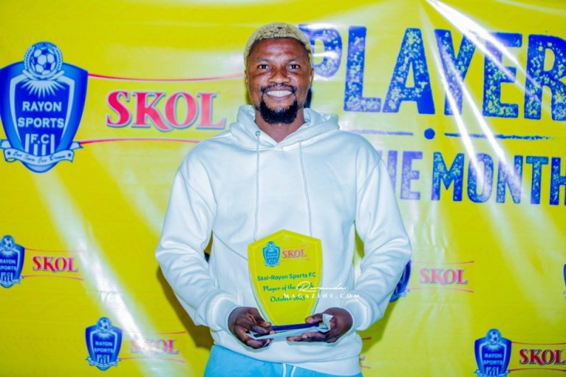 Luvumbu niwe watowe nk'umukinnyi w'Ukwakira muri Rayon Sports