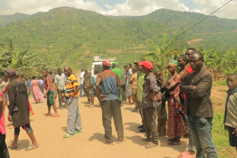 Nyabihu: Abagizi ba nabi bishe mudugudu bamuca igitsina