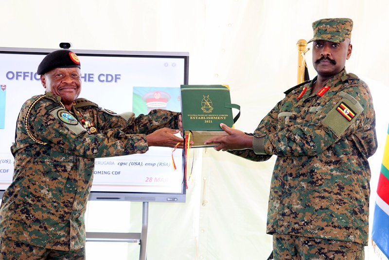 Gen Muhoozi yatanze isezerano rikomeye nyuma yo gutangira imirimo mishya