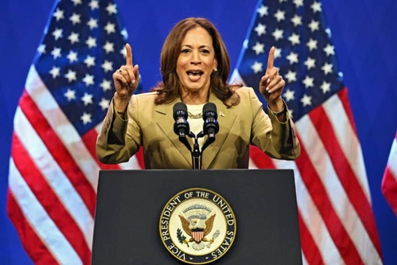 Kamala Harris wahawe ububasha bwo kuzahangana na Trump ni muntu ki?