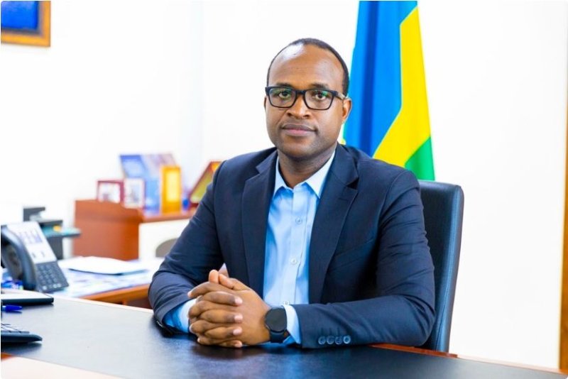 MINEDUC yisobanuye ku banyeshuri yahaye kwiga amasomo batsinzwe