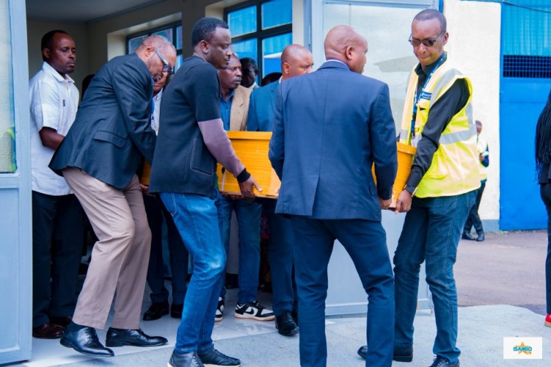 Umubiri wa Jean Lambert Gatare wagejejwe mu Rwanda