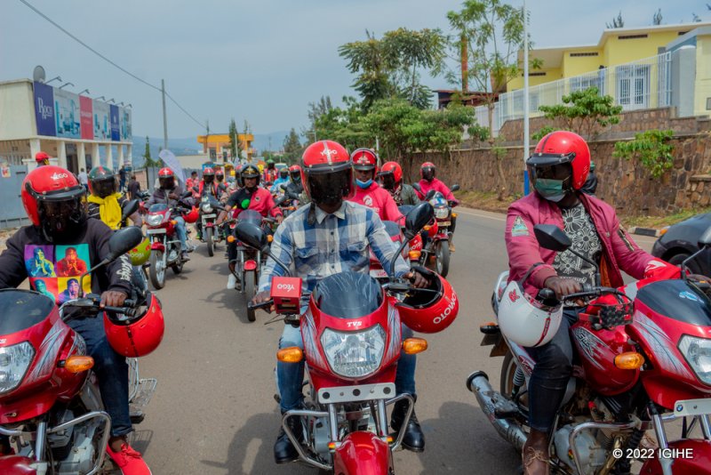 Abamotari barinubira ko mu Rwanda hari sosiyete imwe yonyine itanga ubwishingizi bwa moto