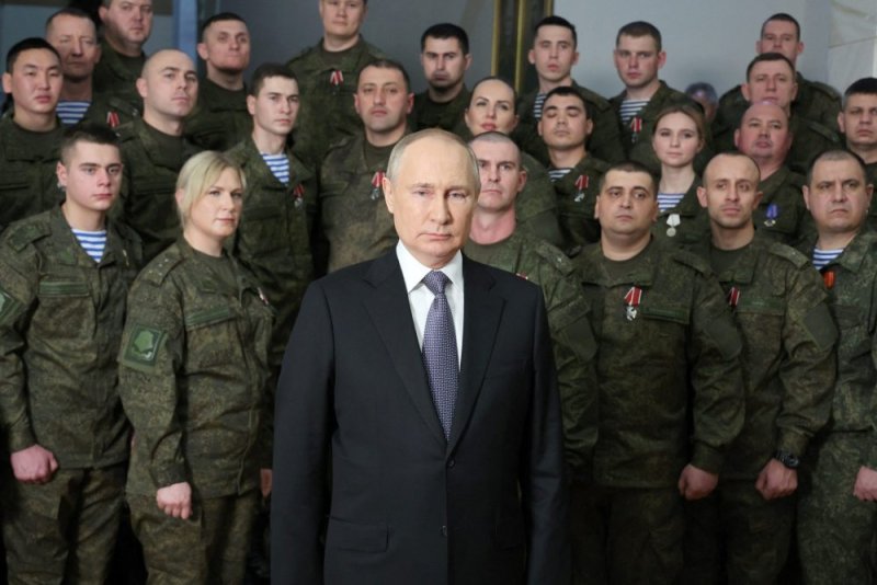 Perezida Putin agiye kwinjiza mu gisirikare abarenga ibihumbi 160