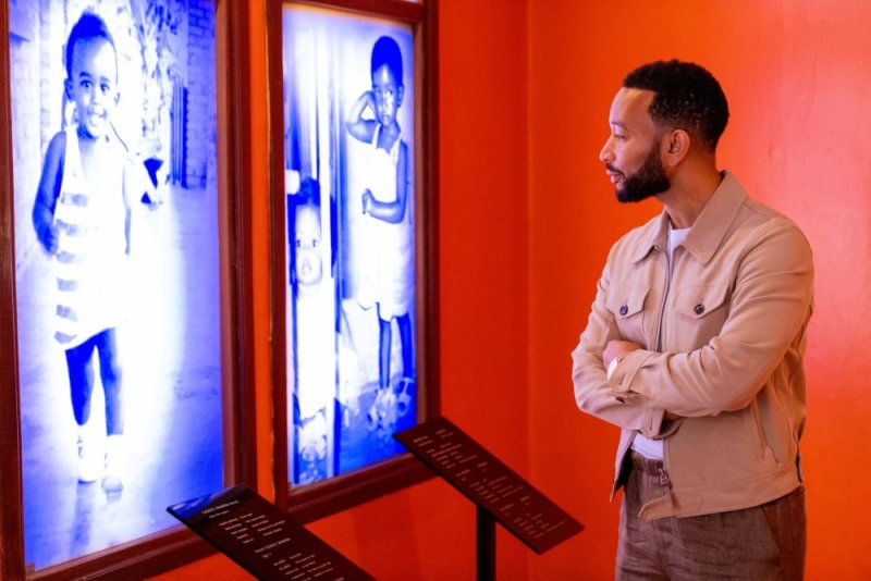 Umuhanzi John Legend yasabye amahanga kwigira kuri Jenoside Yakorewe Abatutsi mu 1994