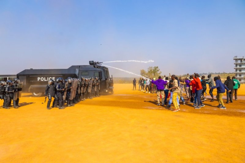 Abapolisi 178 basoje amahugurwa ku kurinda ituze no guhangana n'ibihungabanya umutekano mu mijyi