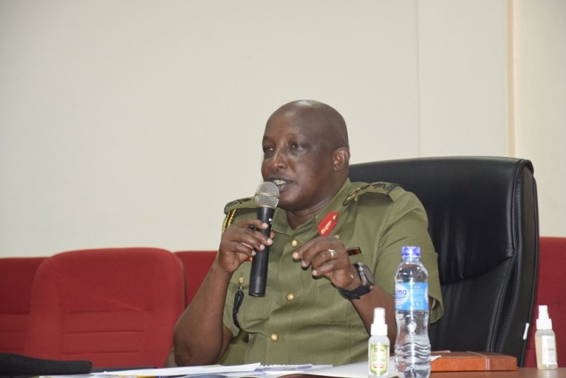 Gen Maj Birungi wayoboye ubutasi bw'igisirikare cya Uganda arafunzwe