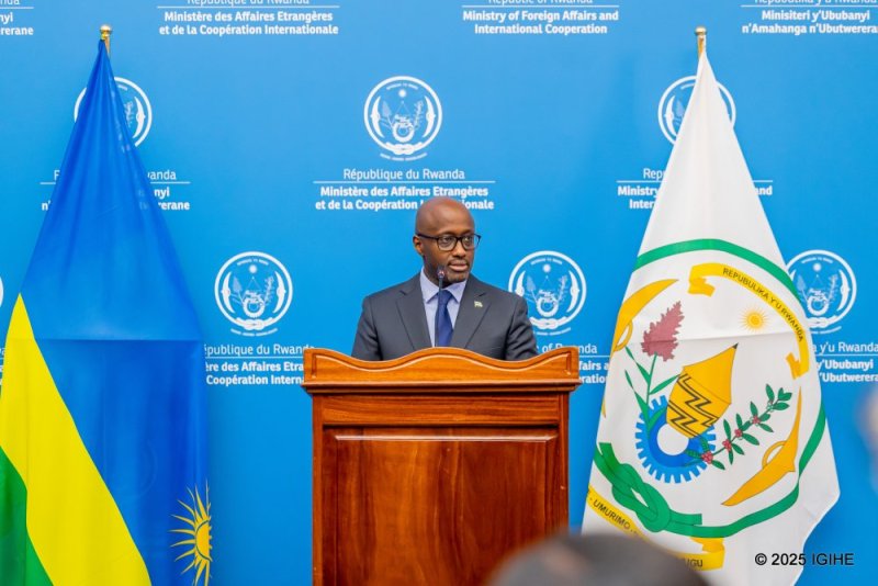 Jenoside ntabwo ari igikinisho - Minisitiri Nduhungirehe kuri Tshisekedi wahinduye abicwa abicanyi